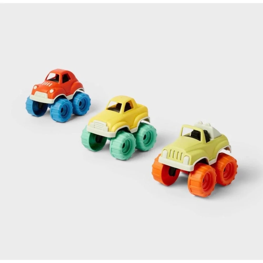 Gigglescape 3pc Truck Playset Chunky Wheels Multicolor Toy Vehicles Ages 2+ NEW